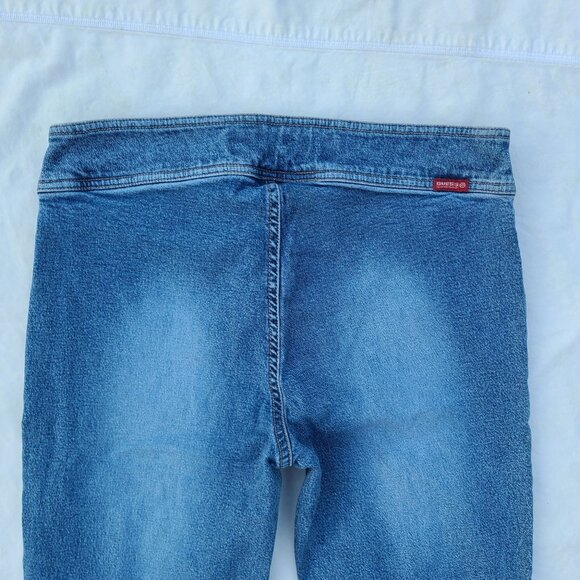 GUESS Pinstripe Light Fade Wash Flare Blue Jeans - Size 28 - Picture 7 of 9